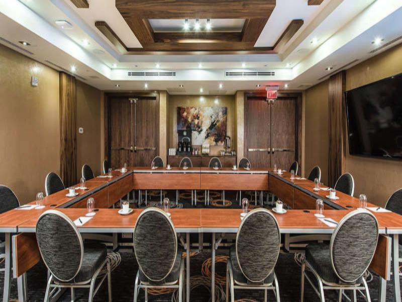 Delta Hotels By Marriott Γουότερλου Εξωτερικό φωτογραφία