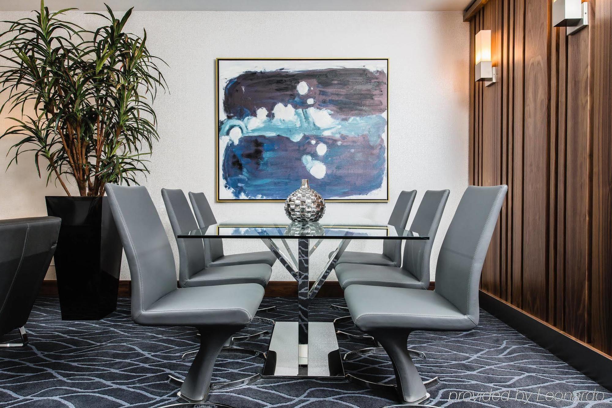 Delta Hotels By Marriott Γουότερλου Εξωτερικό φωτογραφία